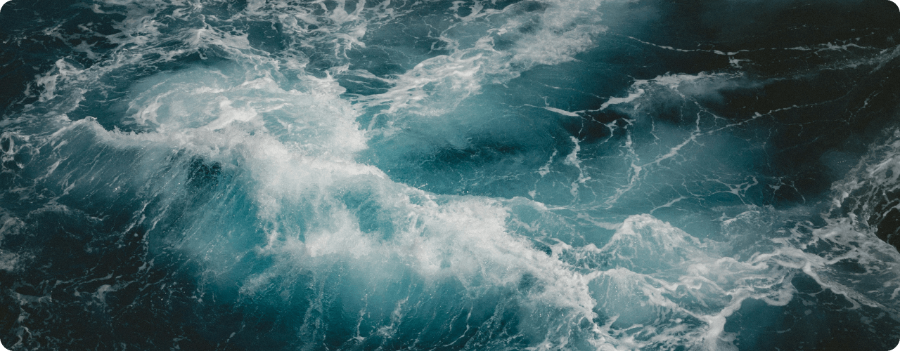 image of crashing waves